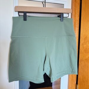 lululemon Align High Rise Short 6”